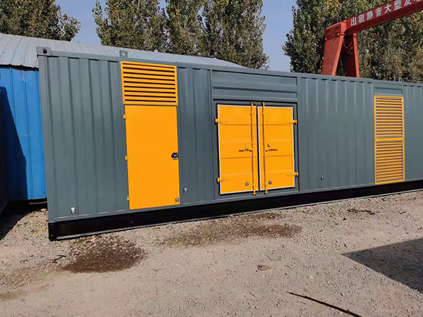 华安300kw 柴油发电机组用多大的空气开关？