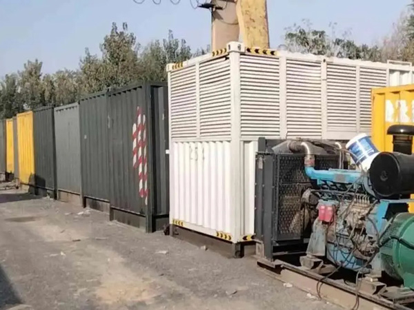 华安200KW柴油发电机机组每小时油耗是多少？